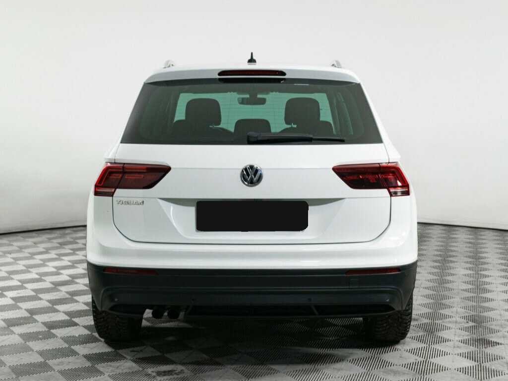Купить Volkswagen Tiguan с пробегом. Фото: #4