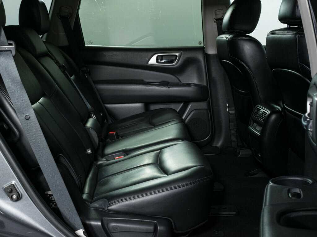Купить Nissan Pathfinder с пробегом. Фото: #13