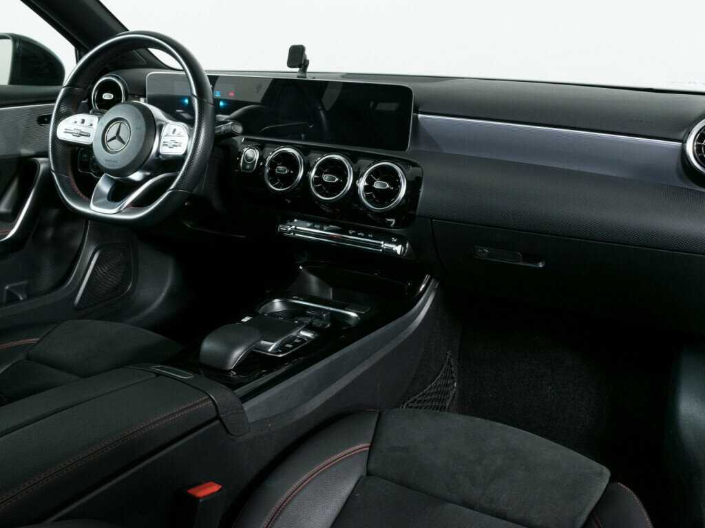 Купить Mercedes-Benz A-Класс с пробегом. Фото: #7