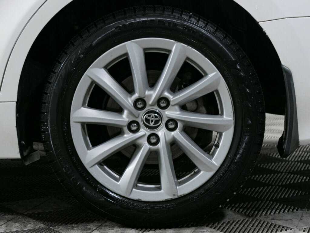 Купить Toyota Camry с пробегом. Фото: #16