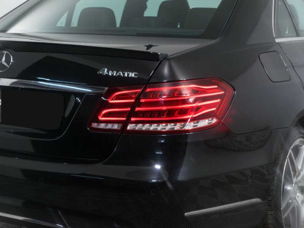 Купить Mercedes-Benz E-Класс с пробегом. Фото: #17