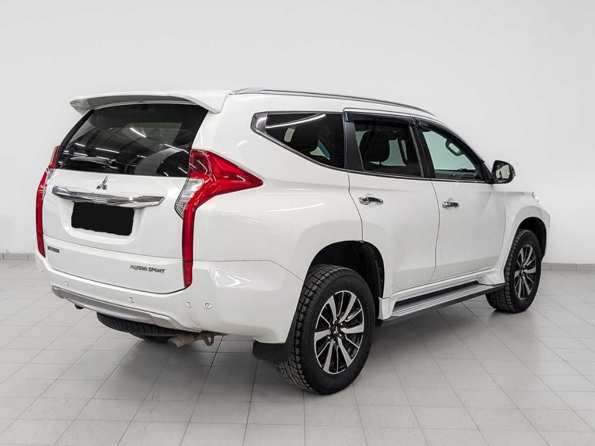 Купить Mitsubishi Pajero Sport с пробегом. Фото: #4