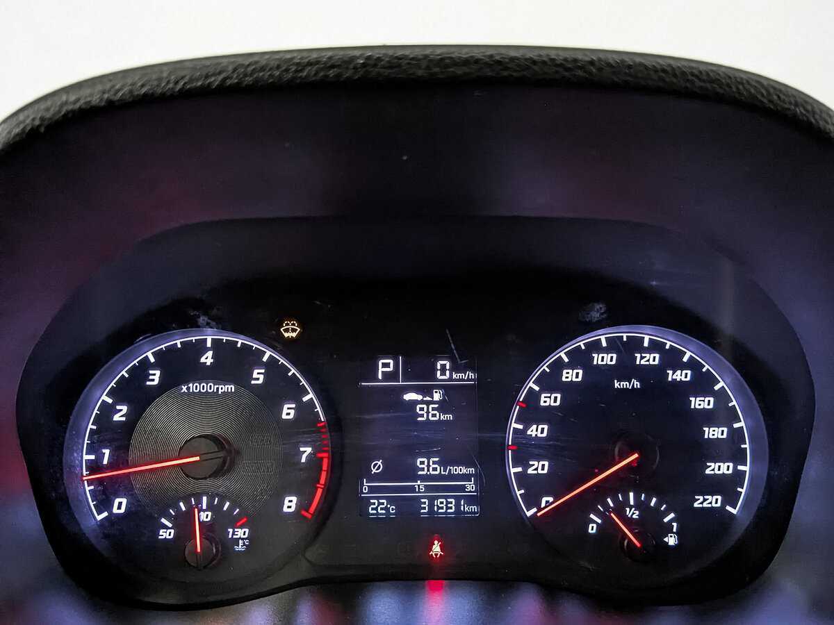 Купить Hyundai Solaris с пробегом. Фото: #13