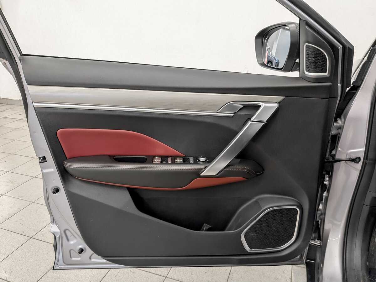 Купить Geely Coolray с пробегом. Фото: #18