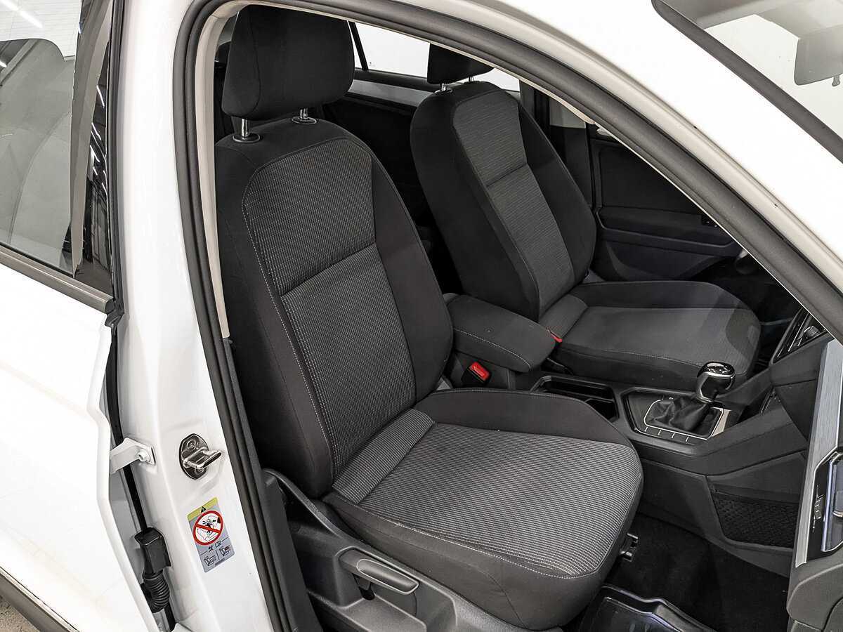 Купить Volkswagen Tiguan с пробегом. Фото: #19