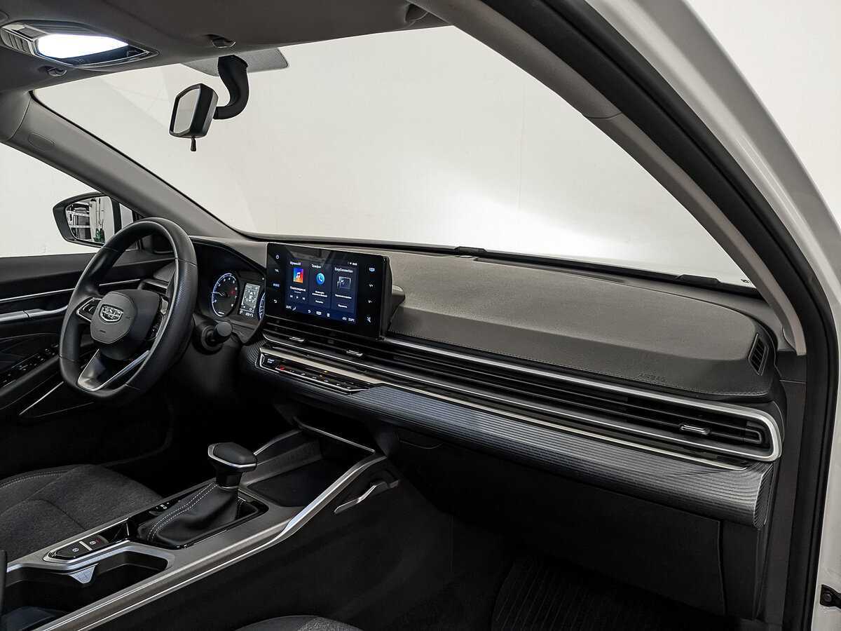 Купить Geely Emgrand с пробегом. Фото: #10