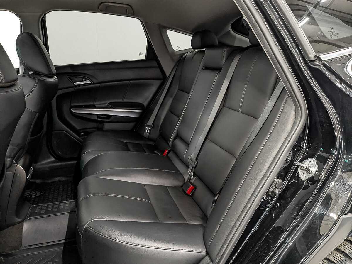 Купить Honda Crosstour с пробегом. Фото: #15