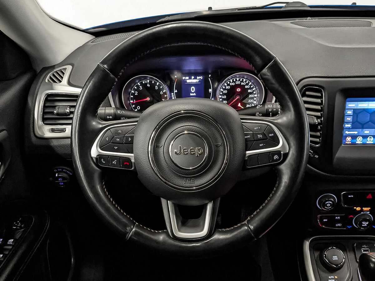 Купить Jeep Compass с пробегом. Фото: #19