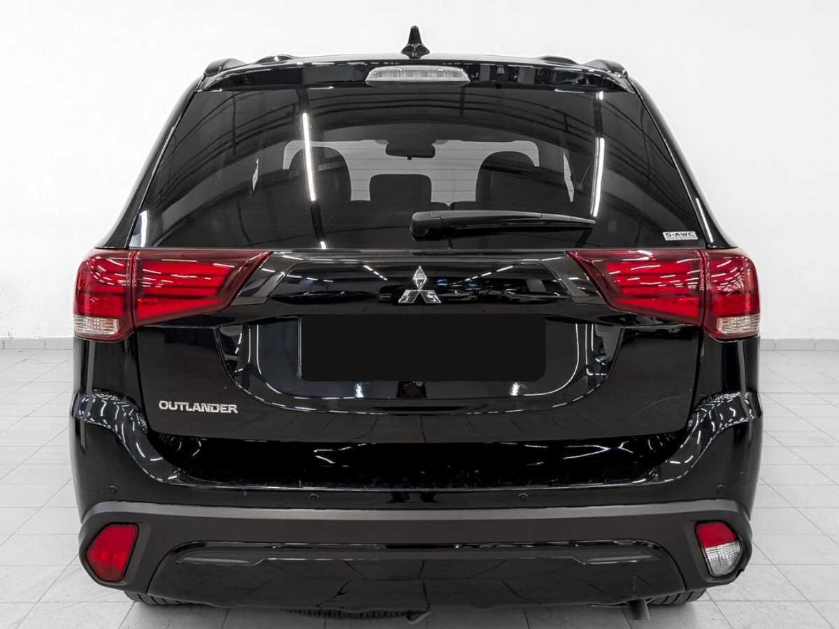 Купить Mitsubishi Outlander с пробегом. Фото: #5