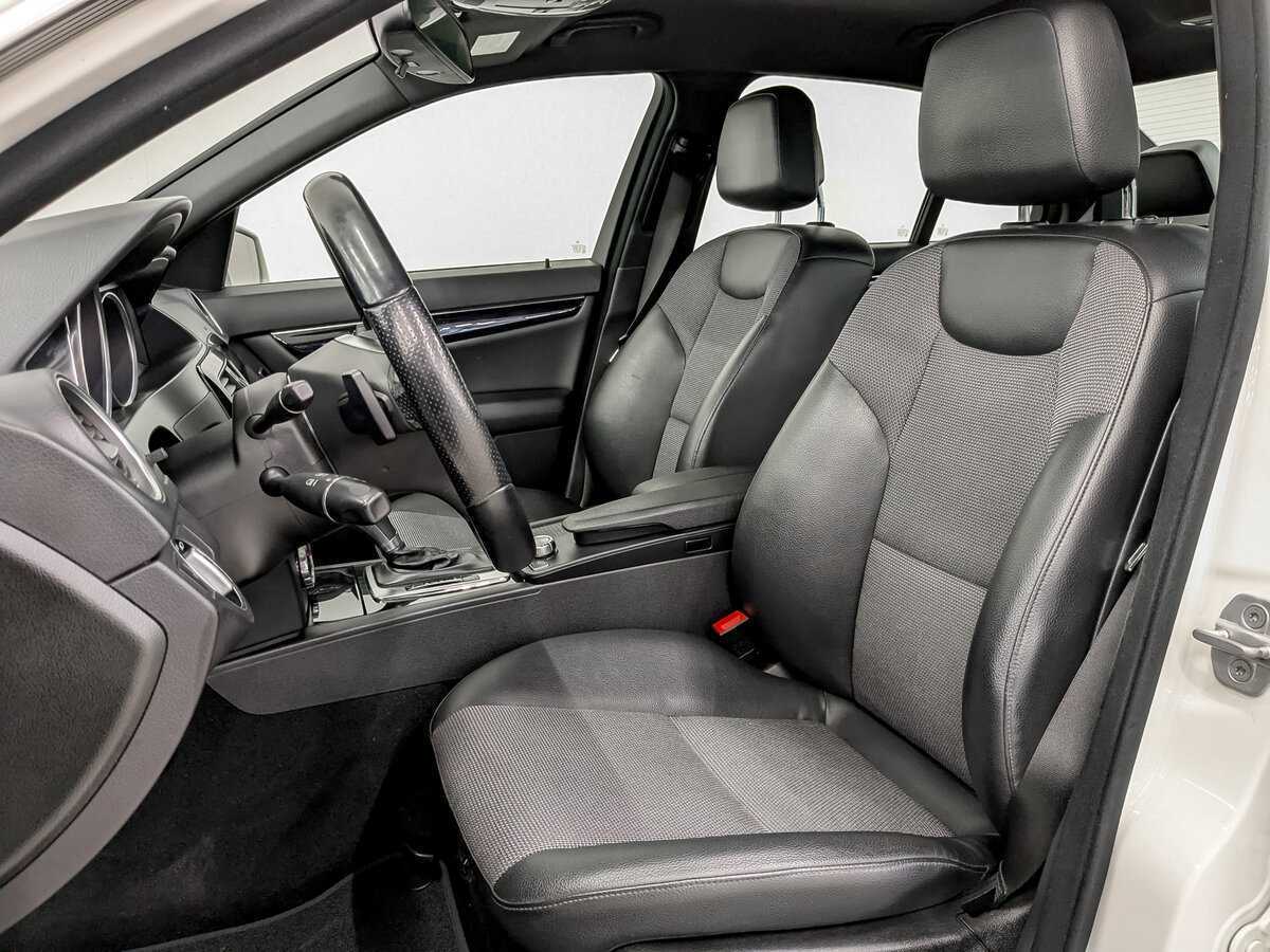 Купить Mercedes-Benz C-Класс с пробегом. Фото: #15