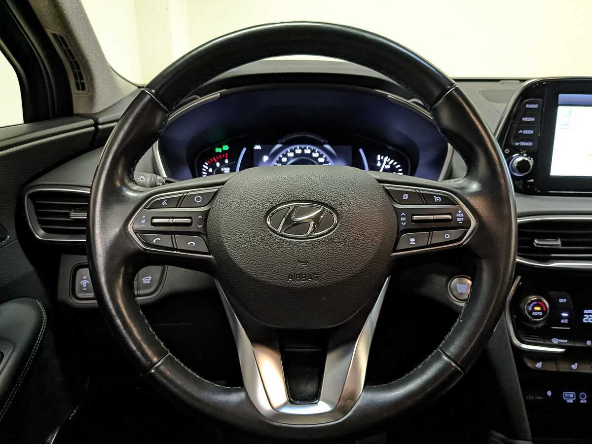 Купить Hyundai Santa Fe с пробегом. Фото: #19