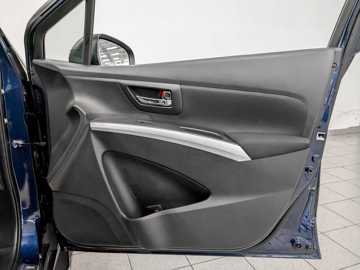 Продажа Б/У Сузуки С-Икс4. Фото: #23