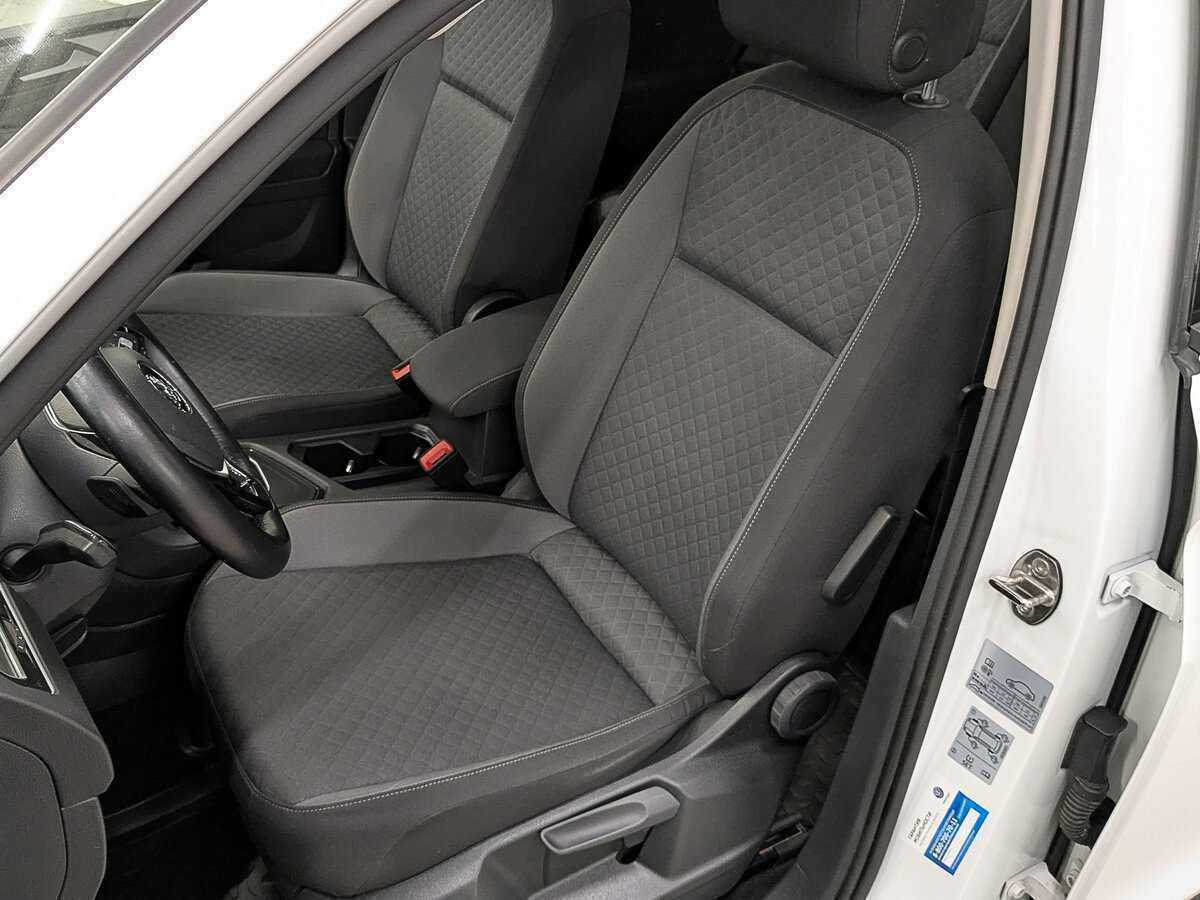 Купить Volkswagen Tiguan с пробегом. Фото: #19