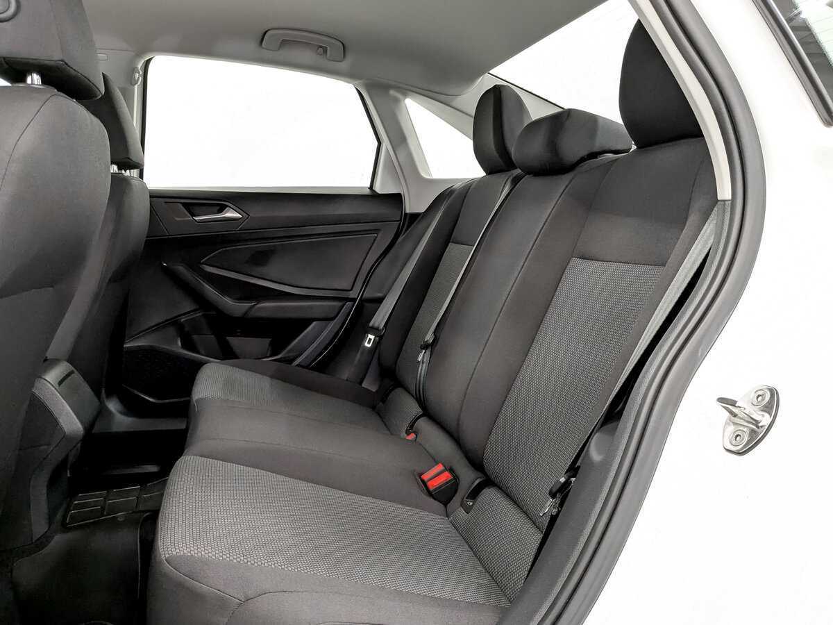 Купить Volkswagen Jetta с пробегом. Фото: #11