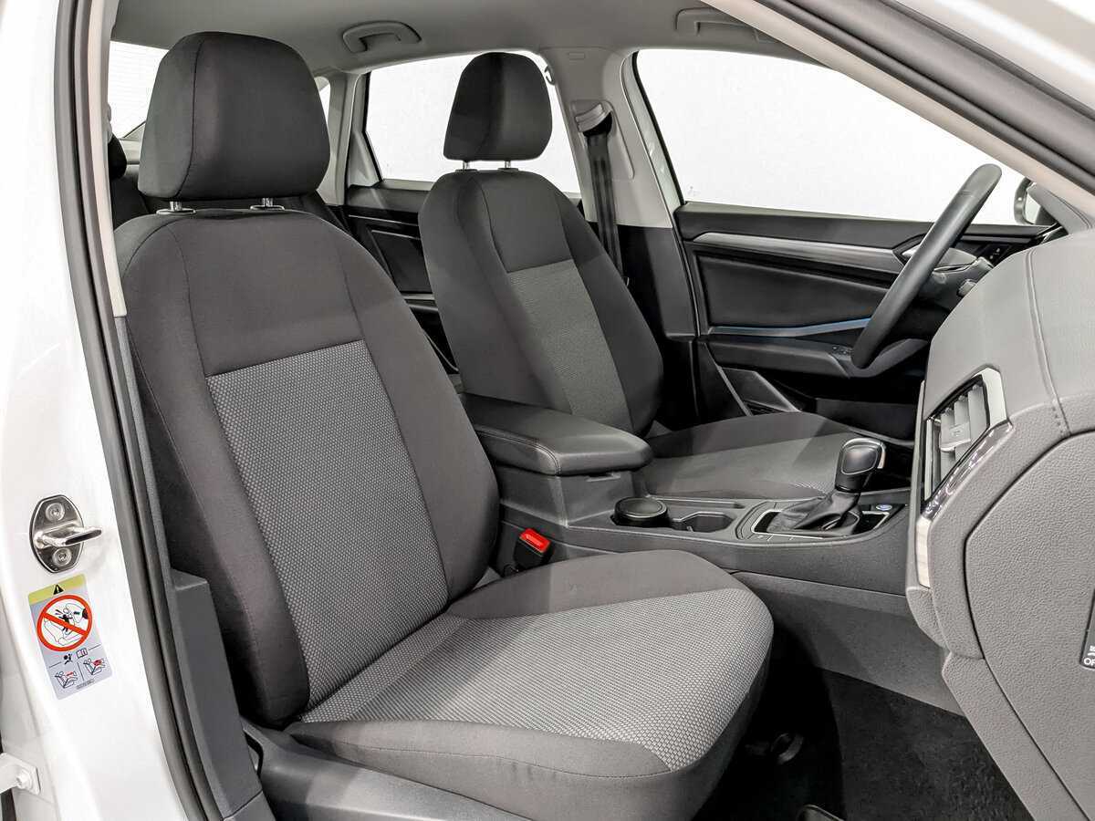 Купить Volkswagen Jetta с пробегом. Фото: #22