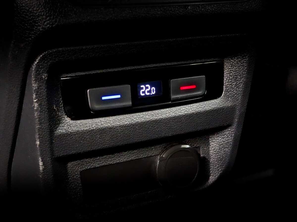 Купить Volkswagen Tiguan с пробегом. Фото: #23