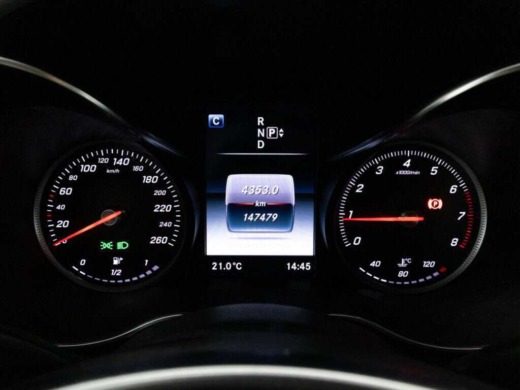 Купить Mercedes-Benz C-Класс с пробегом. Фото: #11