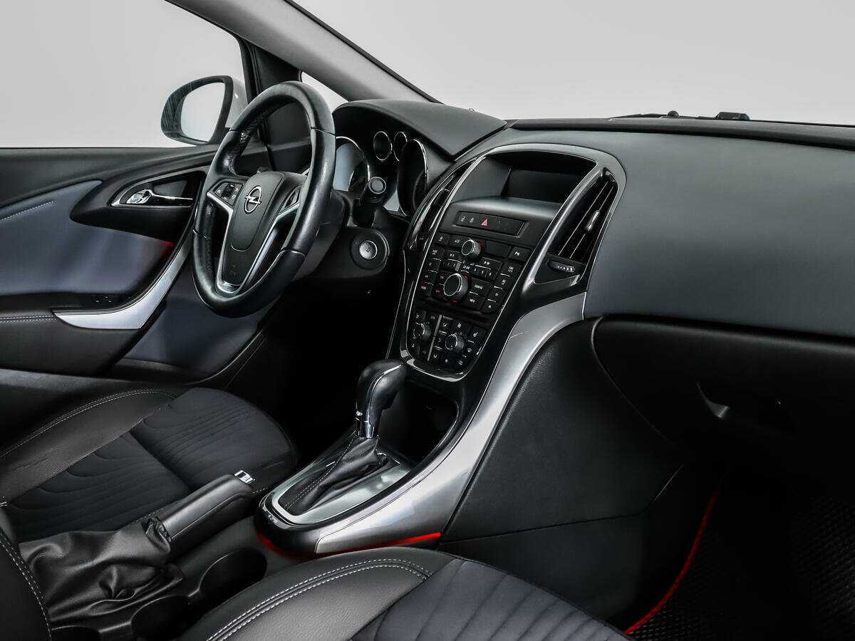 Купить Opel Astra с пробегом. Фото: #10