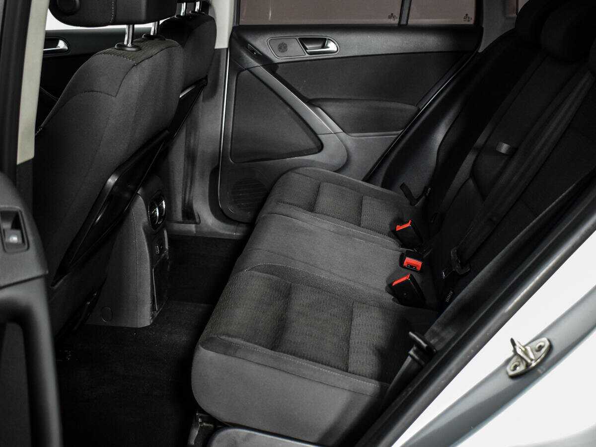 Купить Volkswagen Tiguan с пробегом. Фото: #10