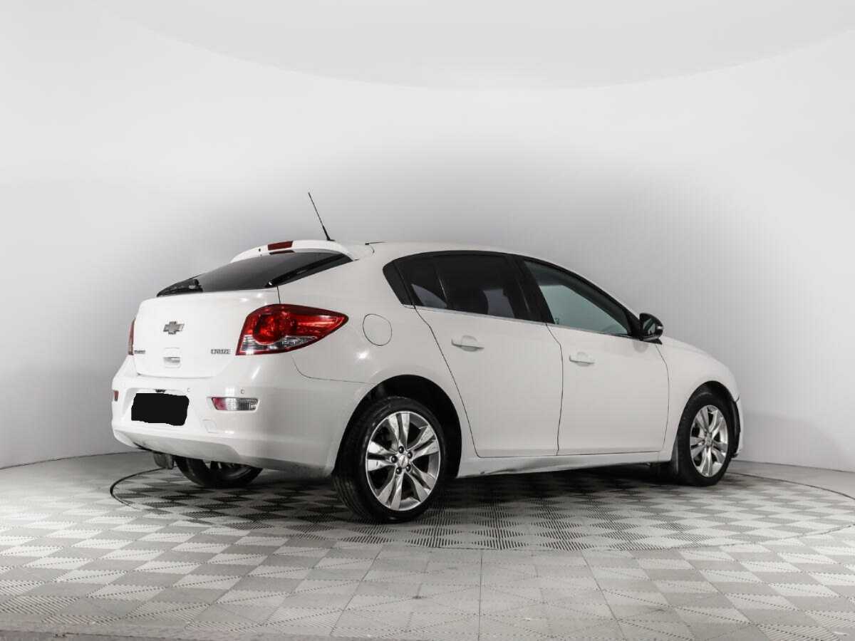 Купить Chevrolet Cruze с пробегом. Фото: #4