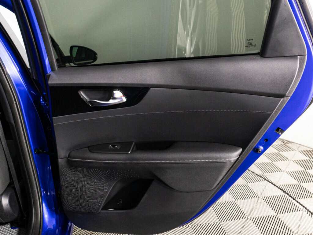 Купить Kia Cerato с пробегом. Фото: #24