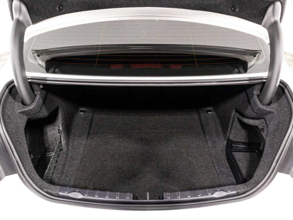 Купить BMW 3 серии с пробегом. Фото: #14