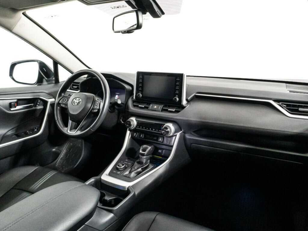 Купить Toyota RAV4 с пробегом. Фото: #8