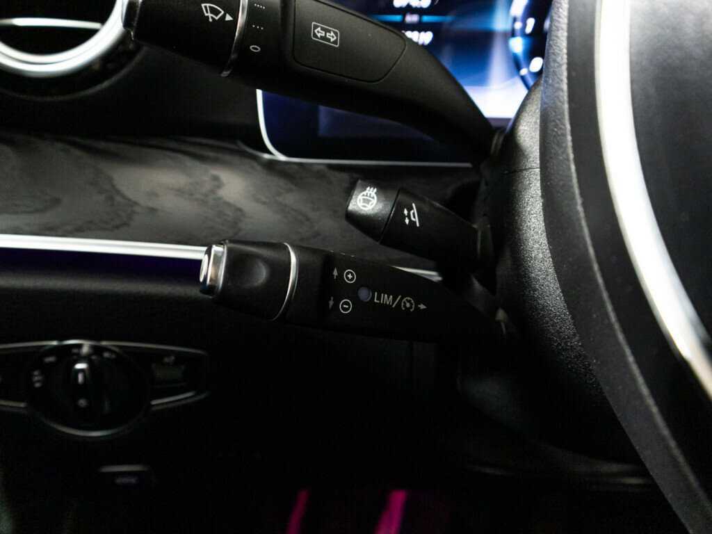 Купить Mercedes-Benz E-Класс с пробегом. Фото: #21