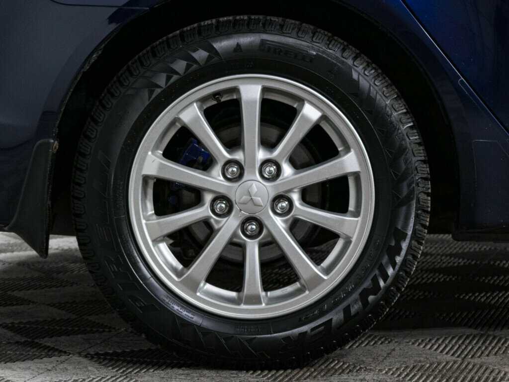 Купить Mitsubishi Lancer с пробегом. Фото: #11