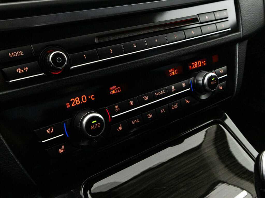 Купить BMW 5 серии с пробегом. Фото: #23