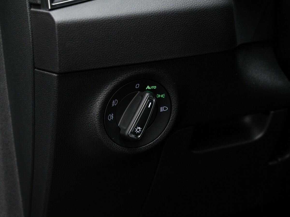 Купить Skoda Karoq с пробегом. Фото: #16