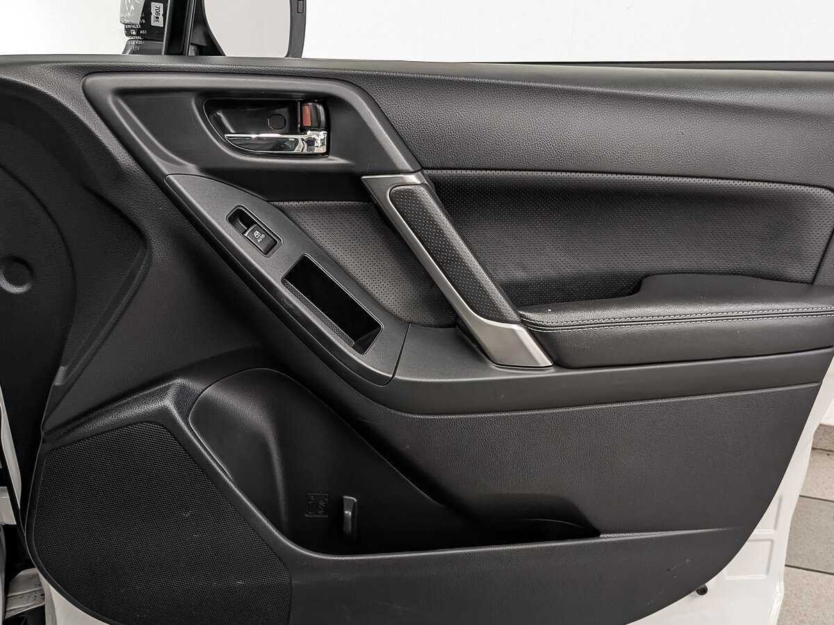 Купить Subaru Forester с пробегом. Фото: #23