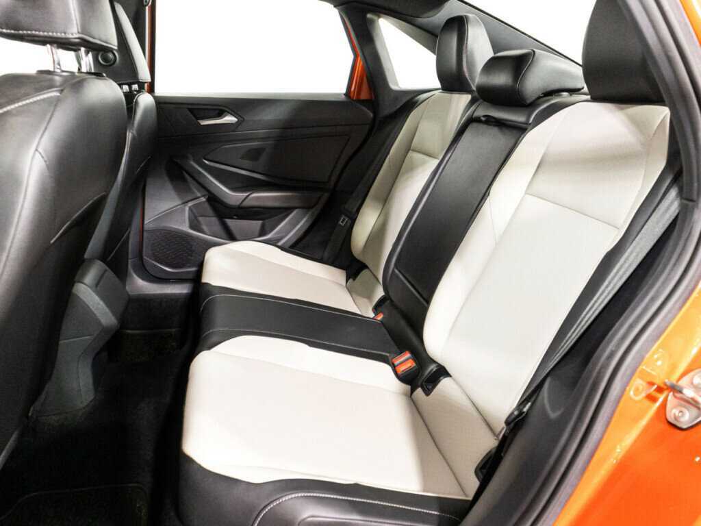 Купить Volkswagen Jetta с пробегом. Фото: #9