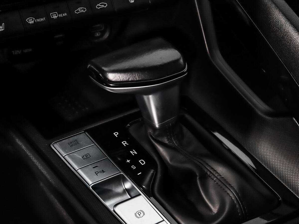 Купить Hyundai Elantra с пробегом. Фото: #11