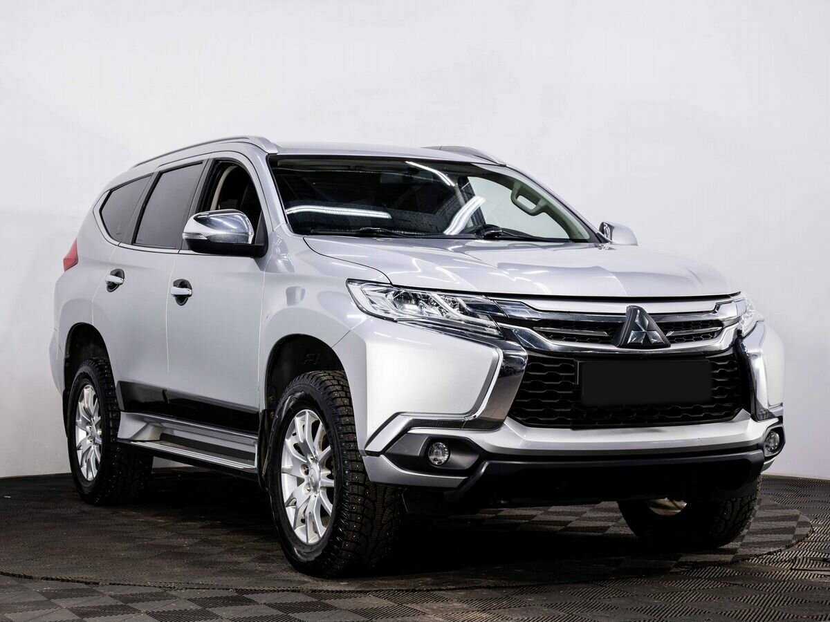 Купить Mitsubishi Pajero Sport с пробегом. Фото: #2