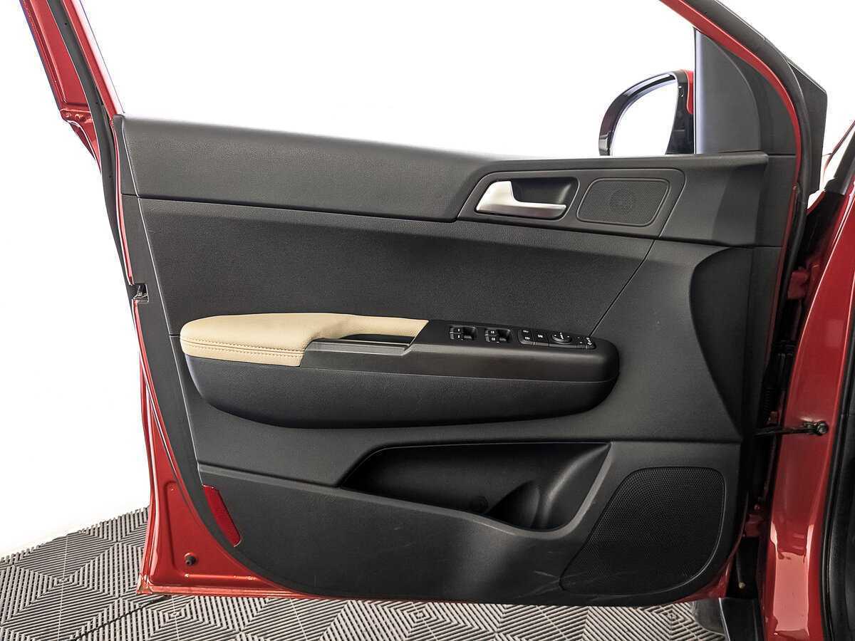 Купить Kia Sportage с пробегом. Фото: #18