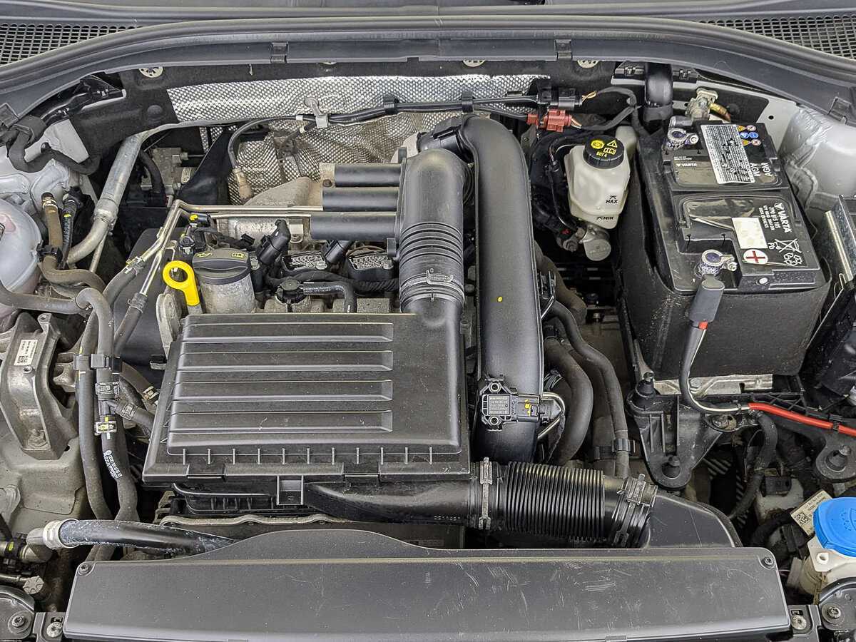 Купить Skoda Superb с пробегом. Фото: #8