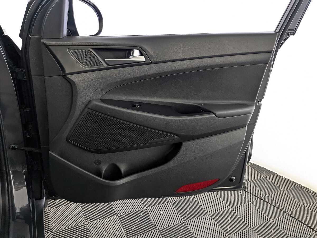 Купить Hyundai Tucson с пробегом. Фото: #23