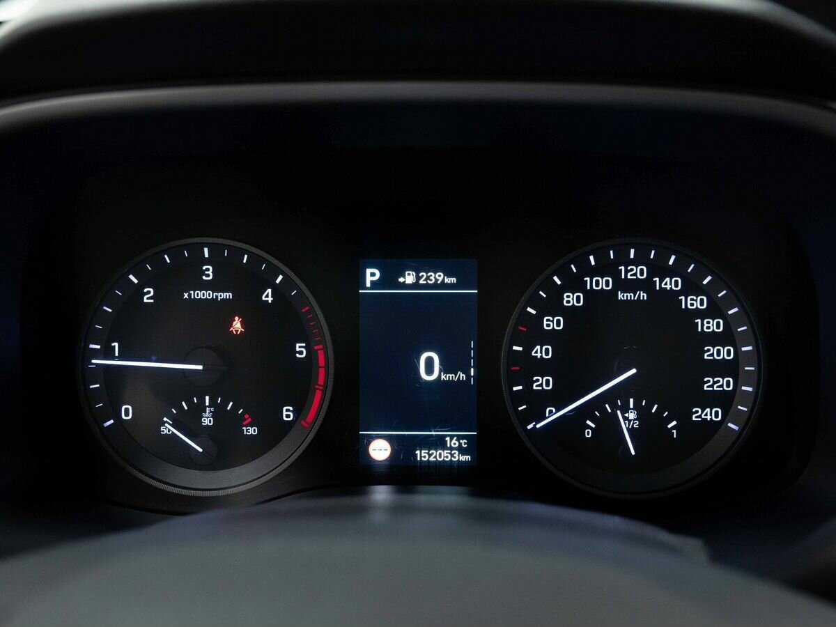 Купить Hyundai Tucson с пробегом. Фото: #17