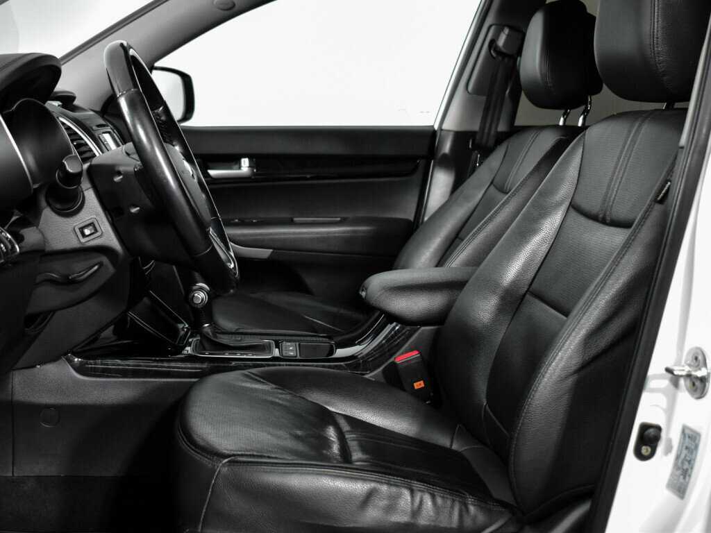 Купить Kia Sorento с пробегом. Фото: #12
