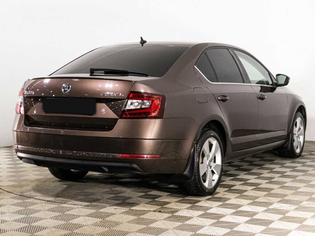 Купить Skoda Octavia с пробегом. Фото: #4
