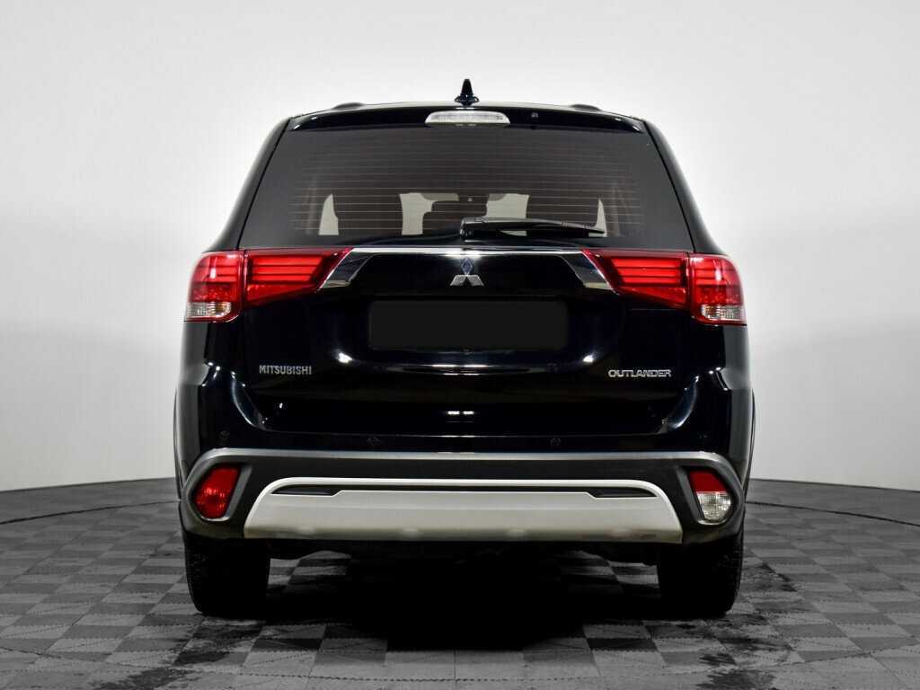 Купить Mitsubishi Outlander с пробегом. Фото: #4