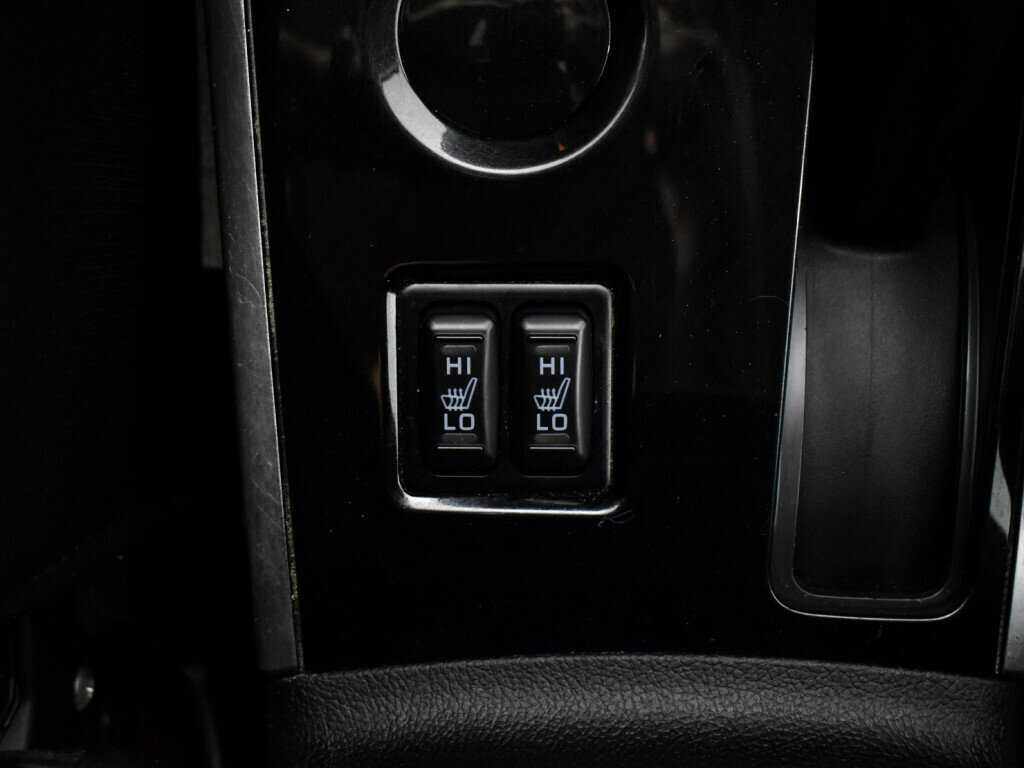 Купить Mitsubishi Outlander с пробегом. Фото: #8