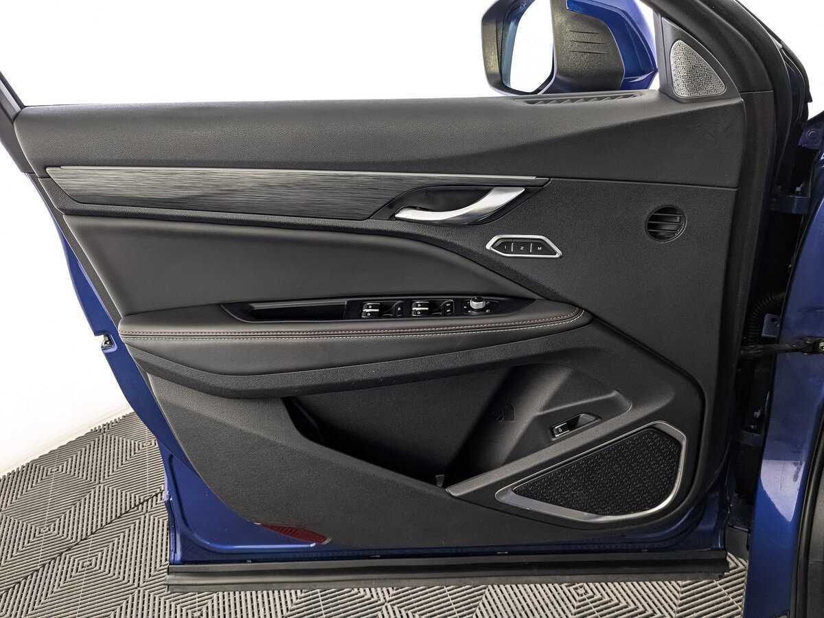 Купить Geely Tugella с пробегом. Фото: #16