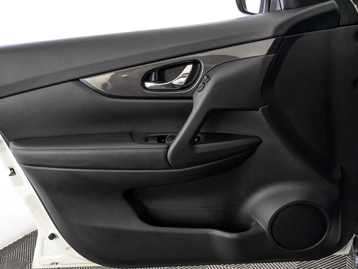 Купить Nissan X-Trail с пробегом. Фото: #18