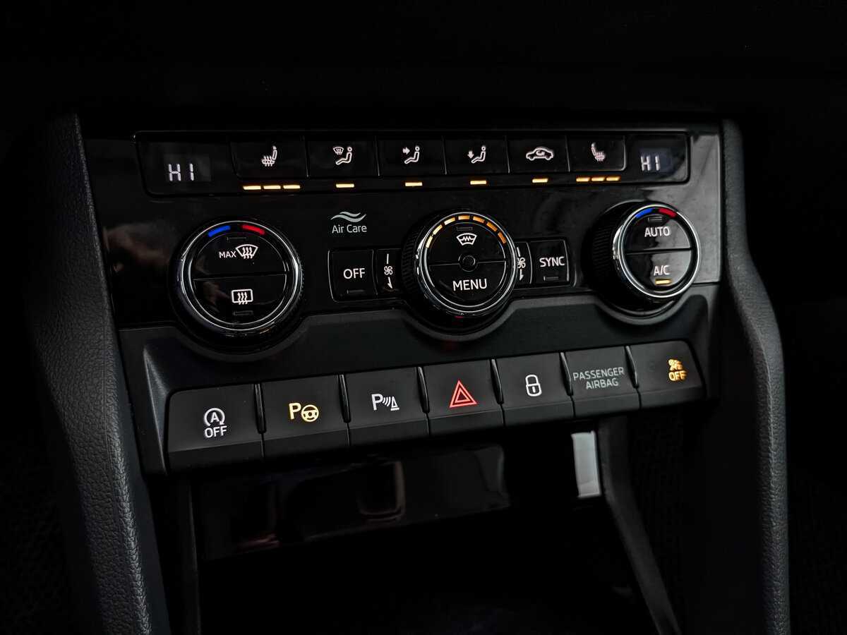 Купить Skoda Karoq с пробегом. Фото: #18