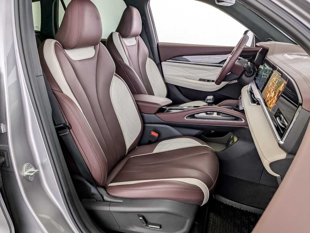 Купить Geely Monjaro с пробегом. Фото: #22