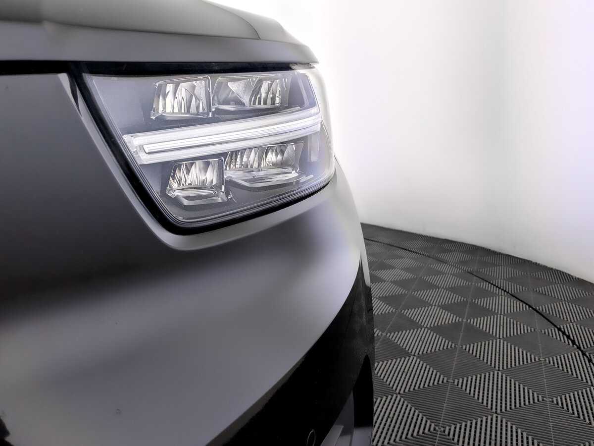 Купить Volvo XC40 с пробегом. Фото: #17