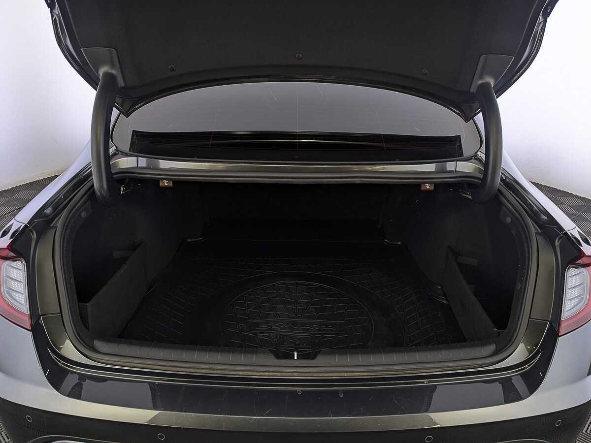 Купить Hyundai Sonata с пробегом. Фото: #9