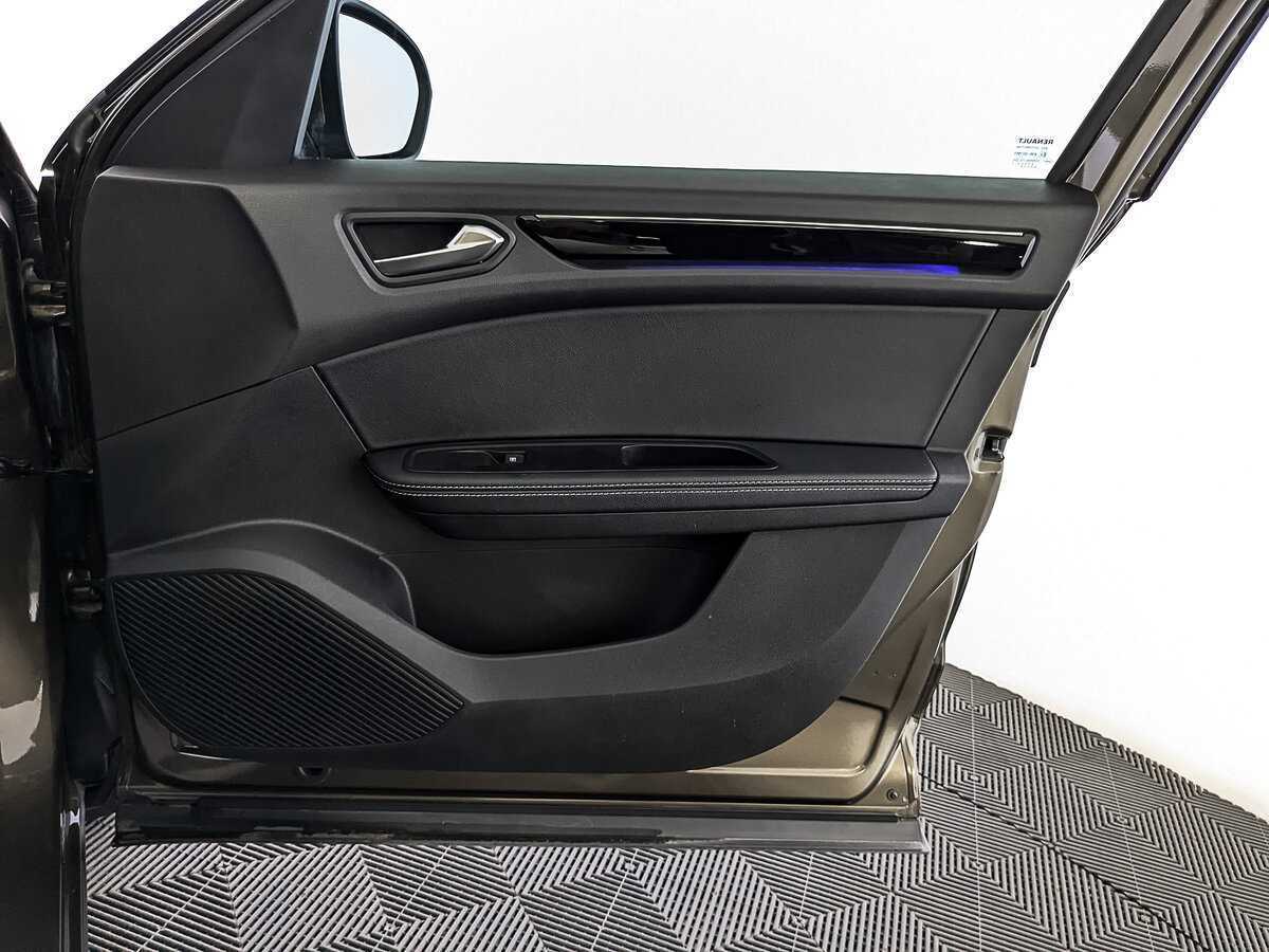 Купить Renault Arkana с пробегом. Фото: #23